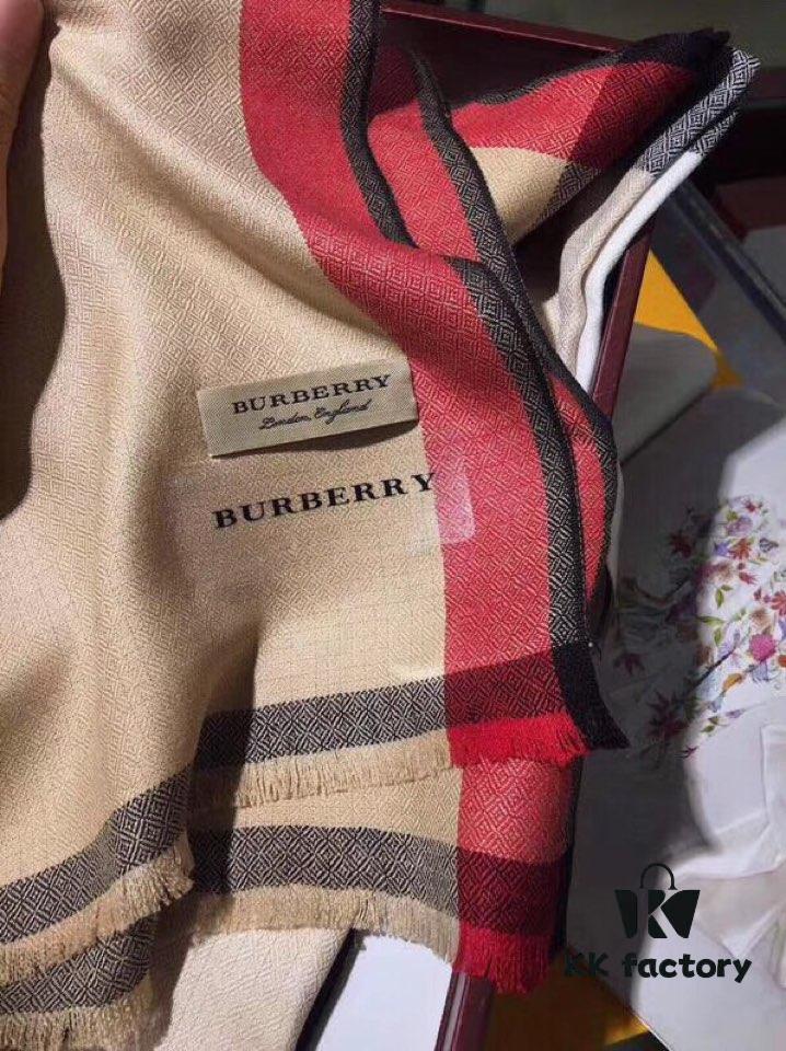 Khaki Color Genuine Premium Cashmere! Latest Export to Dubai! Burberry Classic Check Diamond Weave Season!