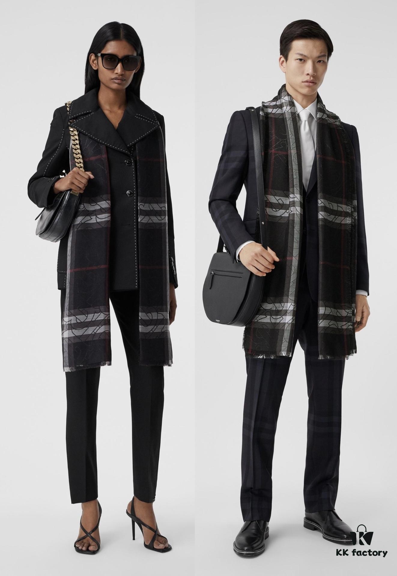 Burberry New Metallic Signature Check Scarf – Versatile, Elegant, and Luxuriously Textured