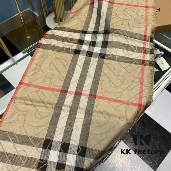 Versatile and Stylish Metallic Logo Plaid Scarf from Bu – New Arrival