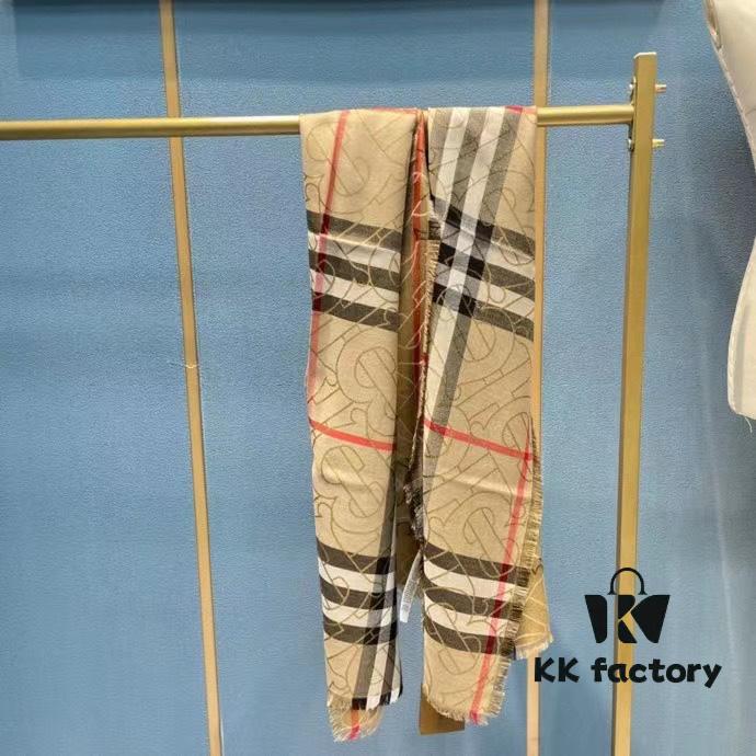 Versatile and Stylish Metallic Logo Plaid Scarf from Bu – New Arrival