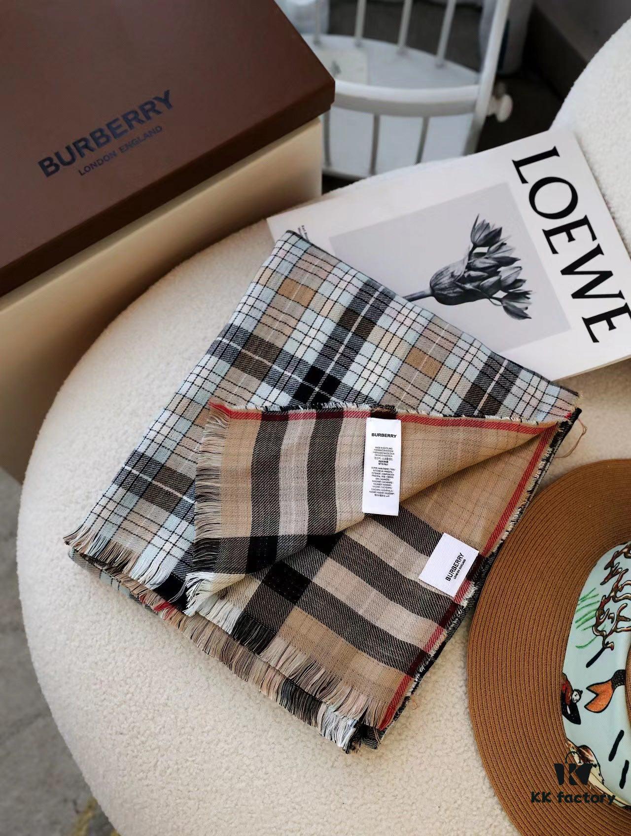 Burberry Simply Elegant, Timelessly Unique – A Perfect Blend of Modern Chic and Vintage Charm