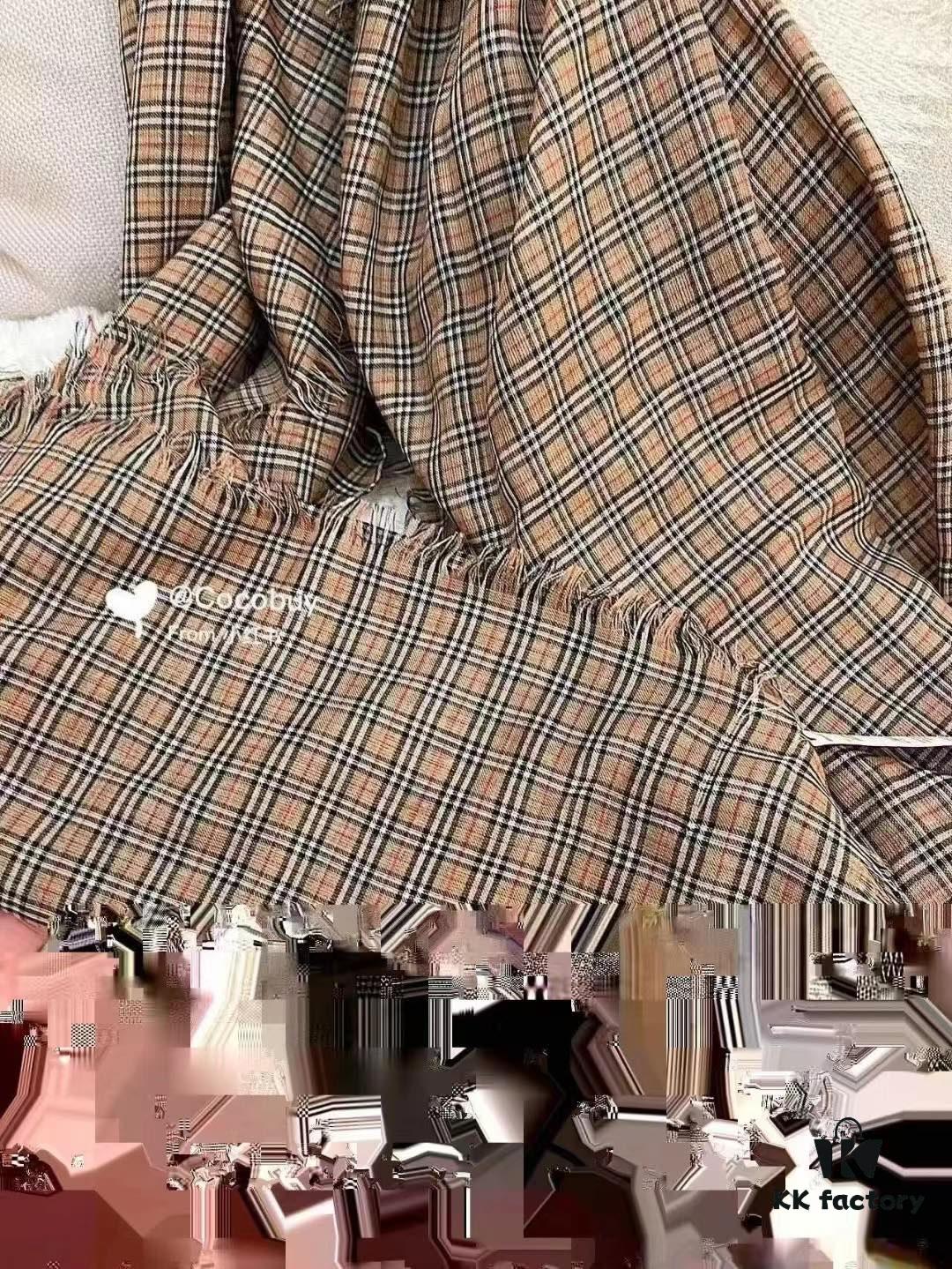 BurBerry Simply Elegant, Timeless Personalized Style – A Perfect Blend of Minimalist Sophistication, Modern Chic, and Vintage Charm