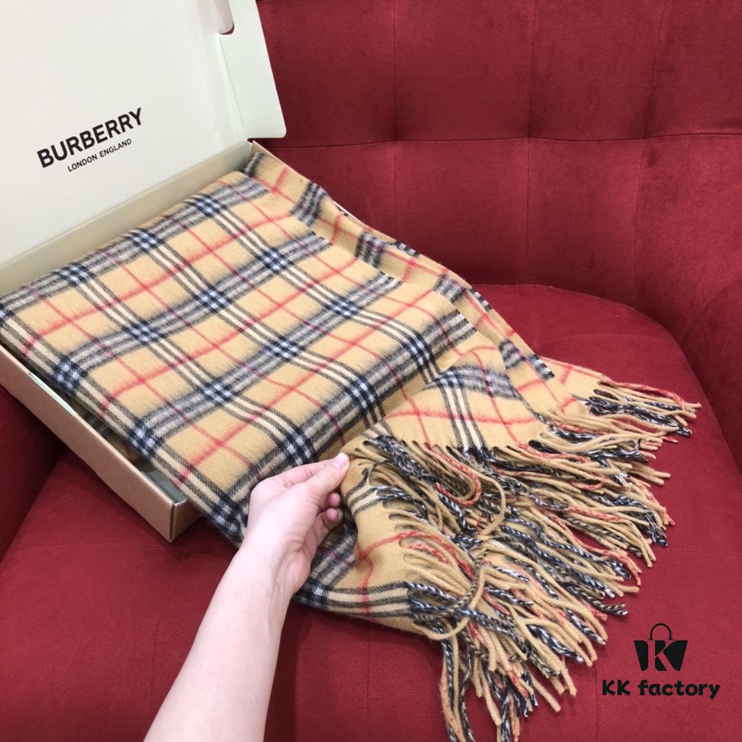Burberry Classic Fringe Double-Sided Cashmere Shawl - Vintage Oversized Shawl, Stylish and Practical, 100% Cashmere, Soft and Delicate, Non-Irritating, Fashionable and Warm