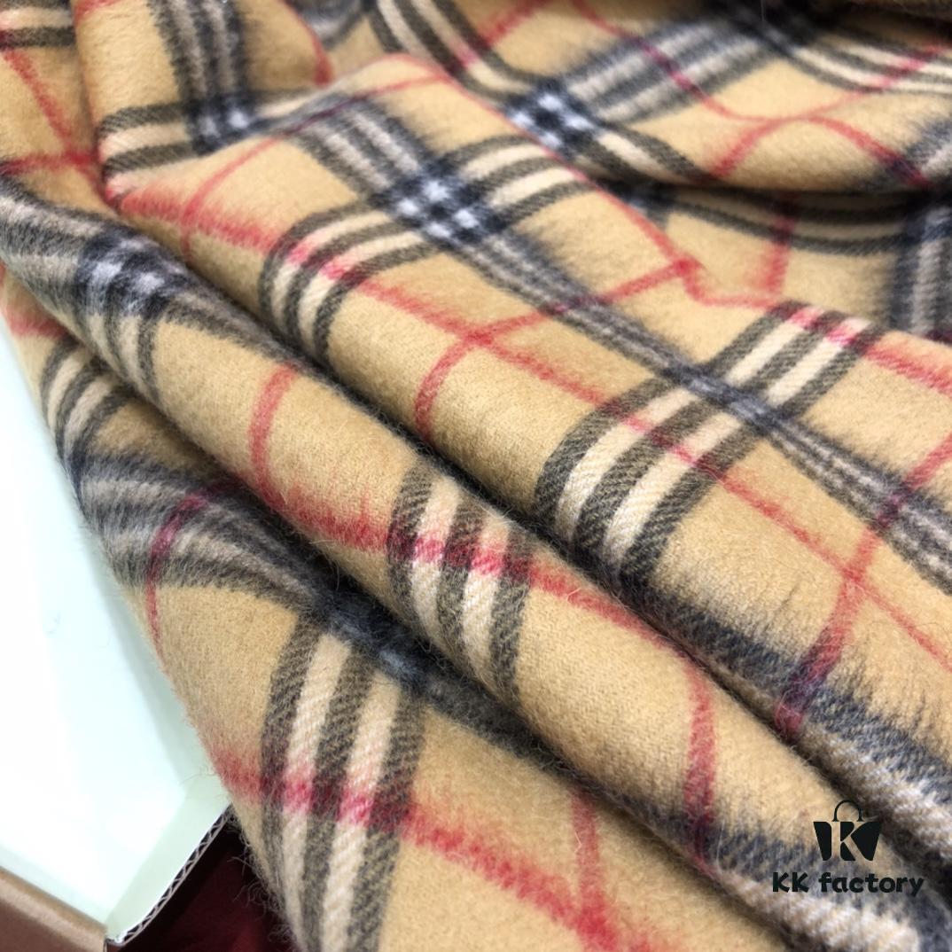 Burberry Classic Fringe Double-Sided Cashmere Shawl - Vintage Oversized Shawl, Stylish and Practical, 100% Cashmere, Soft and Delicate, Non-Irritating, Fashionable and Warm