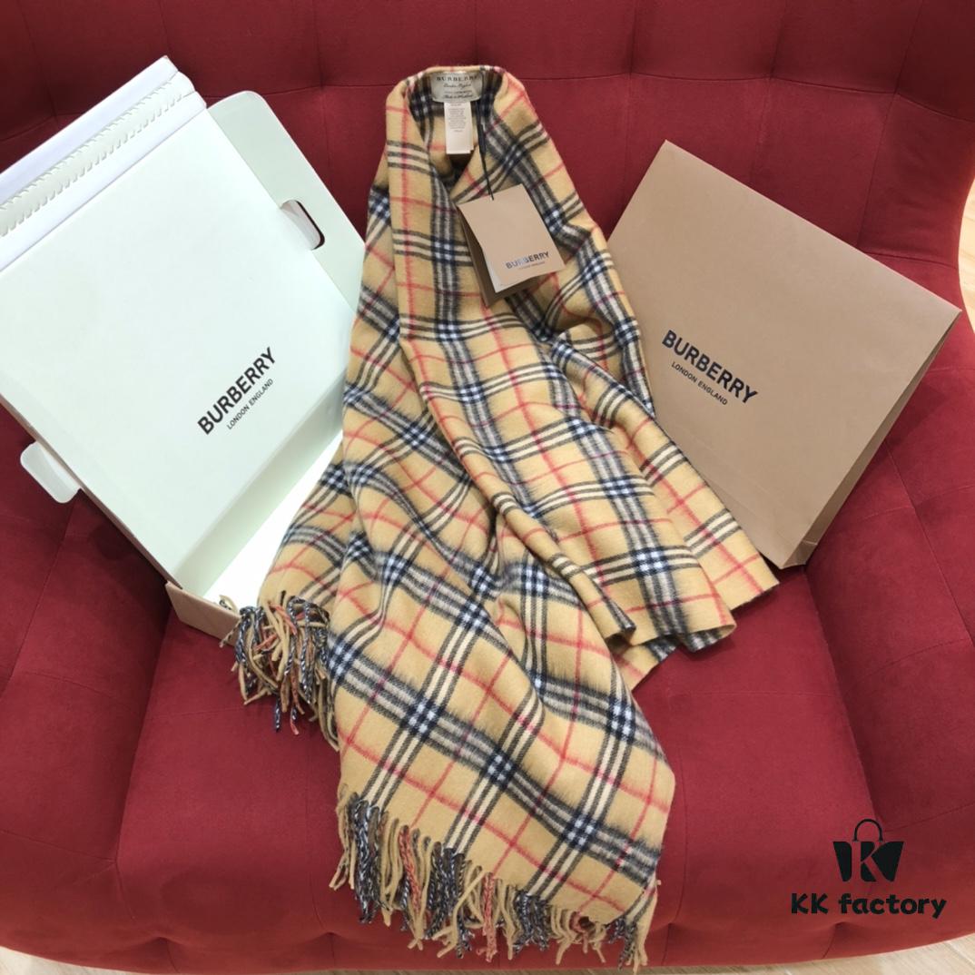 Burberry Classic Fringe Double-Sided Cashmere Shawl - Vintage Oversized Shawl, Stylish and Practical, 100% Cashmere, Soft and Delicate, Non-Irritating, Fashionable and Warm