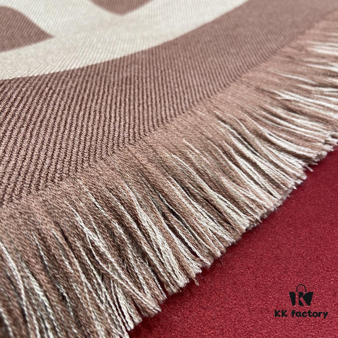 Camel Color BURBERRY Stylish Scarf Can Perfectly Accentuate Your Outfit – Even Transform the Ordinary into Extraordinary, Classic Large Logo Scarf, 100% Wool, 33*188cm