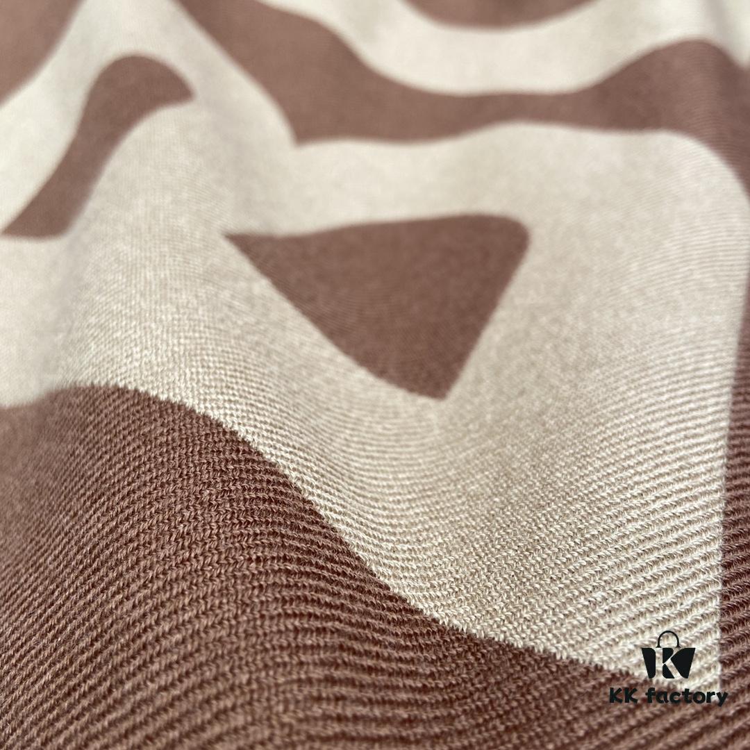 Camel Color BURBERRY Stylish Scarf Can Perfectly Accentuate Your Outfit – Even Transform the Ordinary into Extraordinary, Classic Large Logo Scarf, 100% Wool, 33*188cm