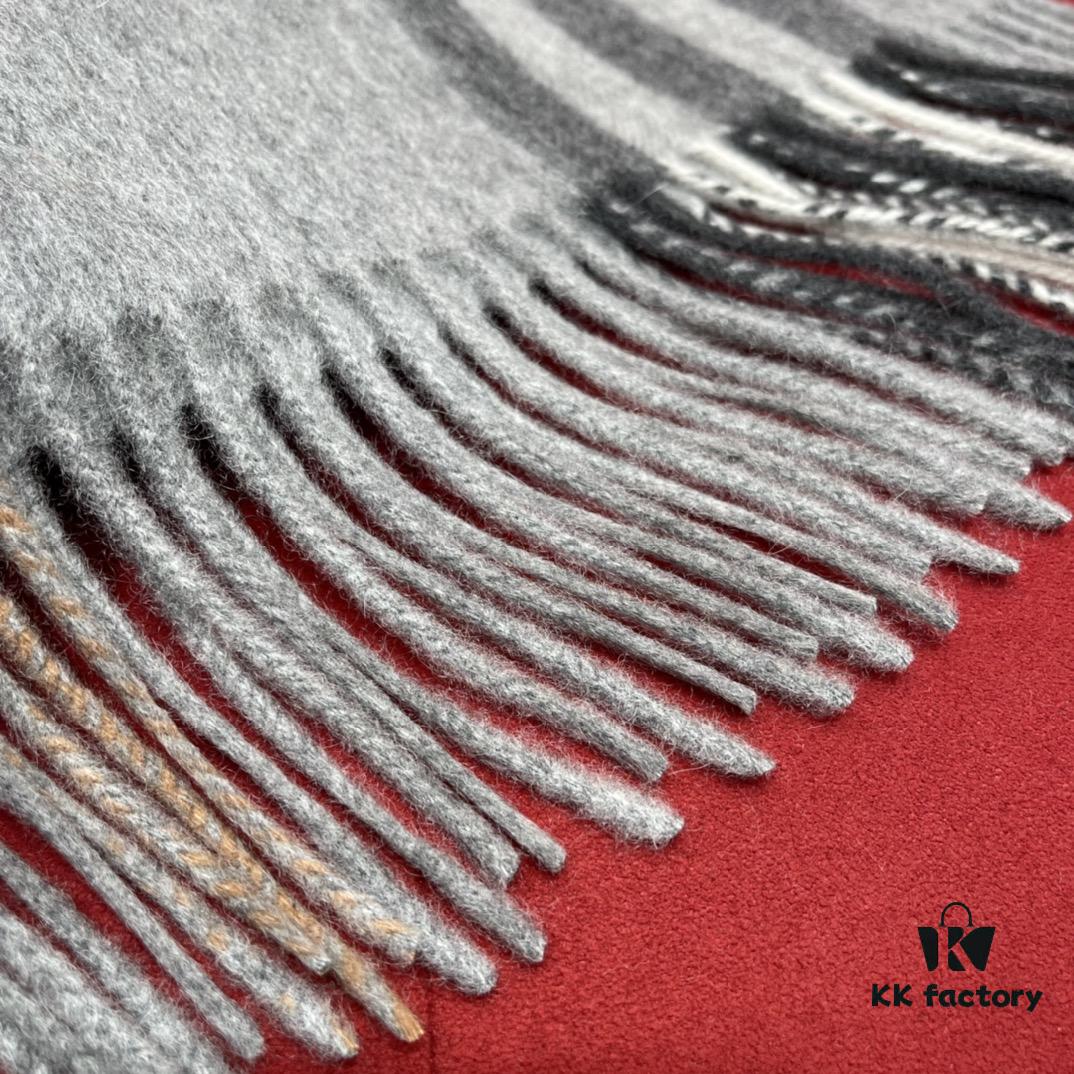 Gray BURBERRY Classic Entry-Level Bestseller Scarf, Timeless Check Pattern, Simple and Elegant Unisex Design, Never-Go-Out-of-Fashion Accessory