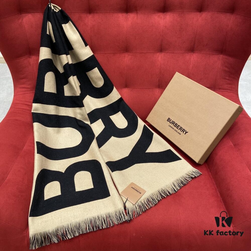 Black Coffee Color BURBERRY Classic Monogram Wool Scarf 100% Wool 33*188cm
