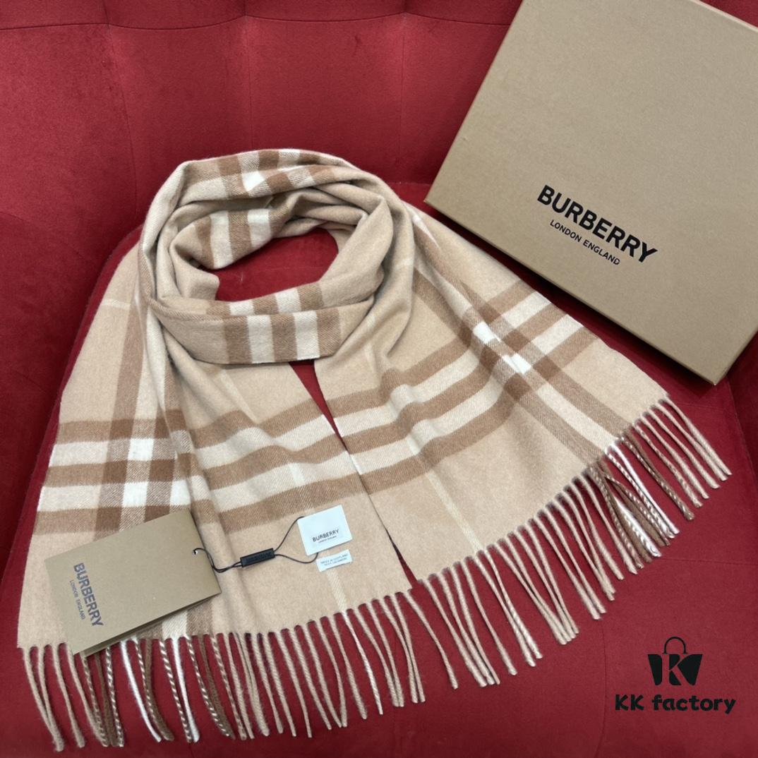 Mid-tone Camel Color BURBERRY Classic Entry-level Bestseller, Timeless Check Pattern, Simple and Elegant Unisex Scarf, Never Out of Style