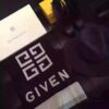 Givenchy Double-Sided Usable Cashmere Blend Scarf, Black and White Classic Design, Premium Craftsmanship, Imported Machine Cut, 70*180 cm