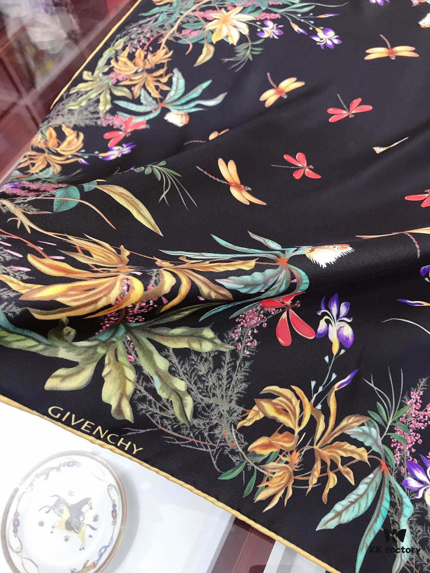 CIVENCHY 90x90cm Luxury Silk Scarf in 100% Mulberry Silk – Elegant Fringe Design, High-End Fashion Accessory