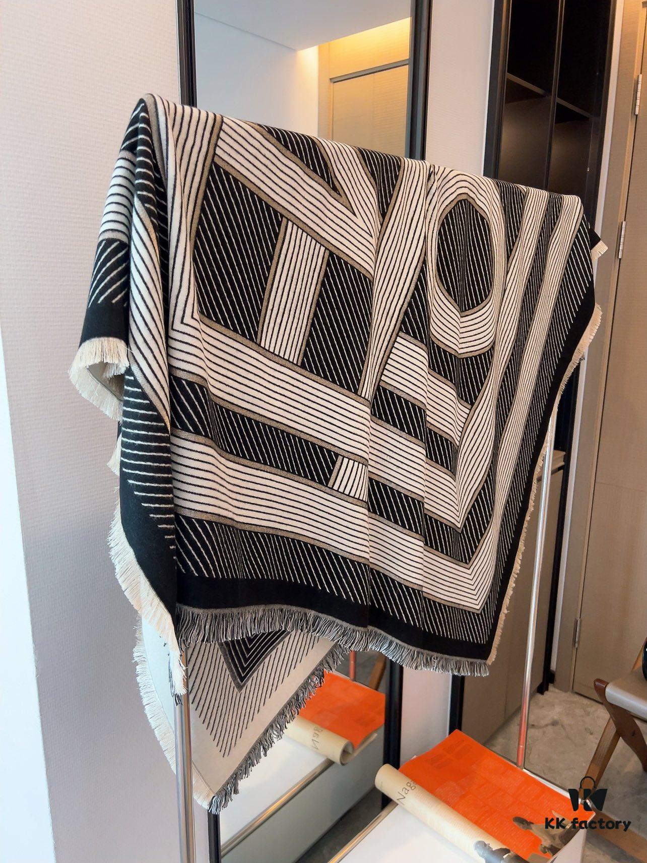 Moncler 140 Large Scarf, Boutique Collection, Exceptional Fit and Style