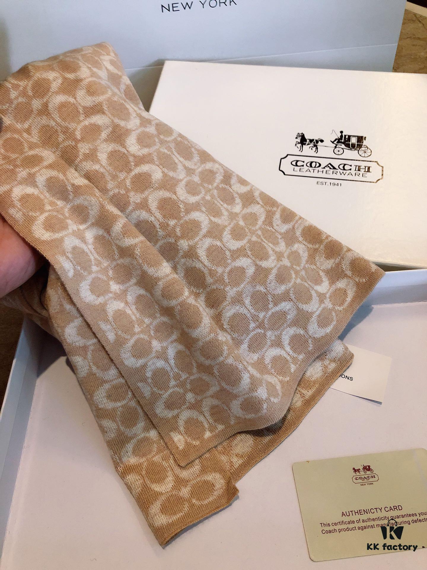 Coach Cashmere Knit Scarf for Men, Timeless Classic Design, High-End Wool Blend, Versatile and Elegant