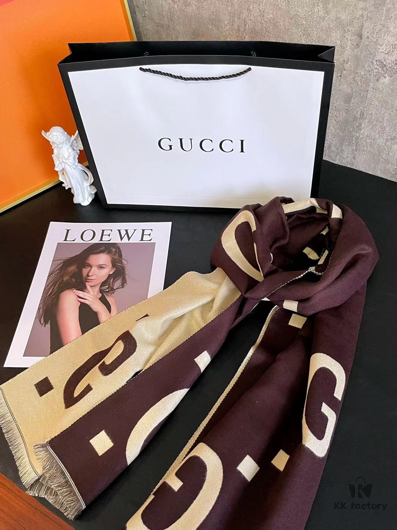 Gucci High-End Reversible Scarf