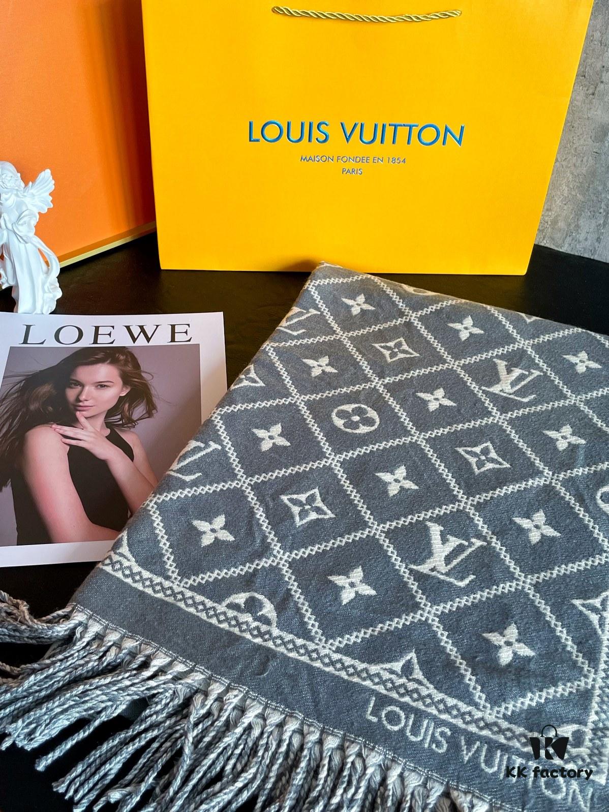 LV Checkered All-Over Double-Sided Cashmere Scarf in Gray