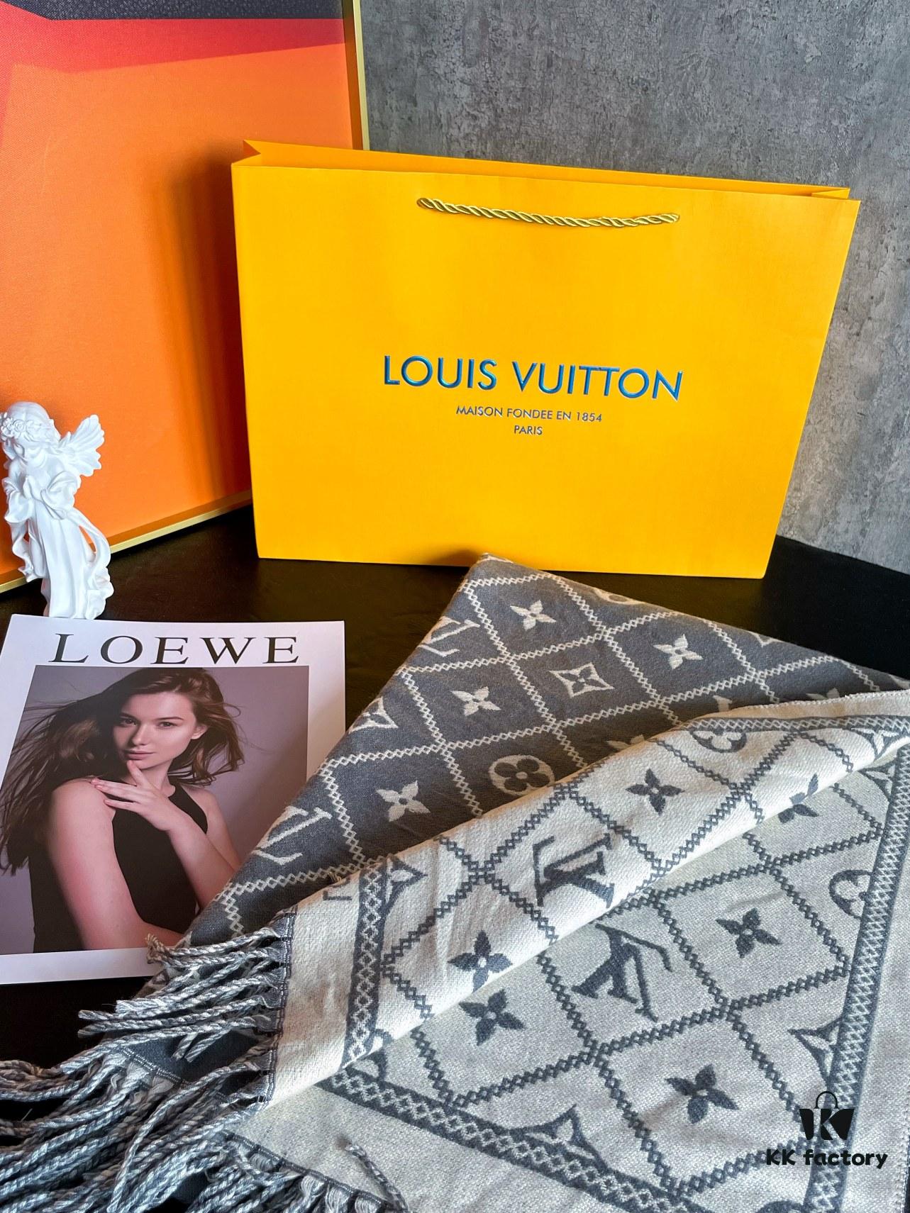 LV Checkered All-Over Double-Sided Cashmere Scarf in Gray