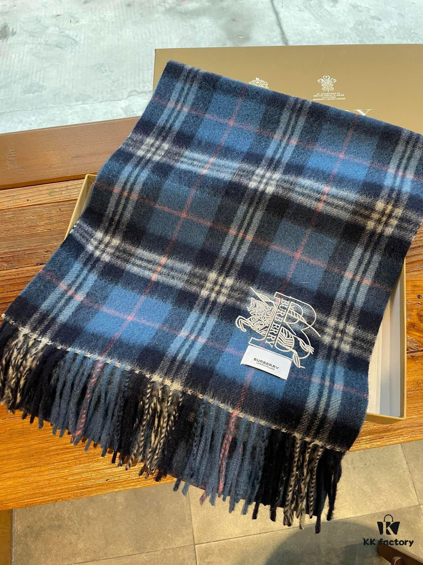 Burberry Wool Cashmere Plaid Set – Timeless Classic Men's Design, Reversible, 100% Cashmere