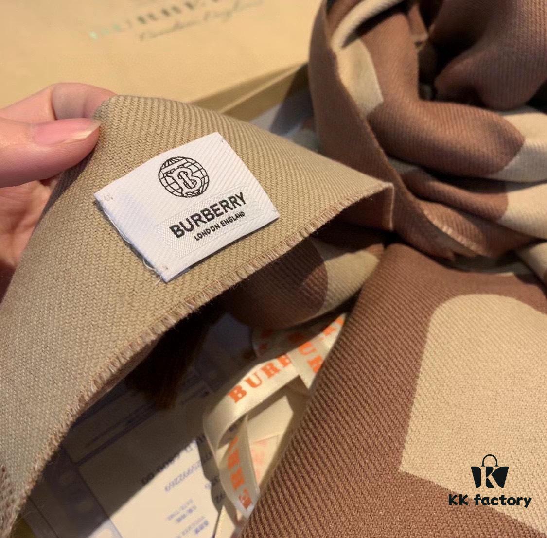 Authentic Top-tier Version, Full Packaging, Burberry Latest Counter New Arrival, Hot Launch, Premium Double-layer Yarn-dyed Craft