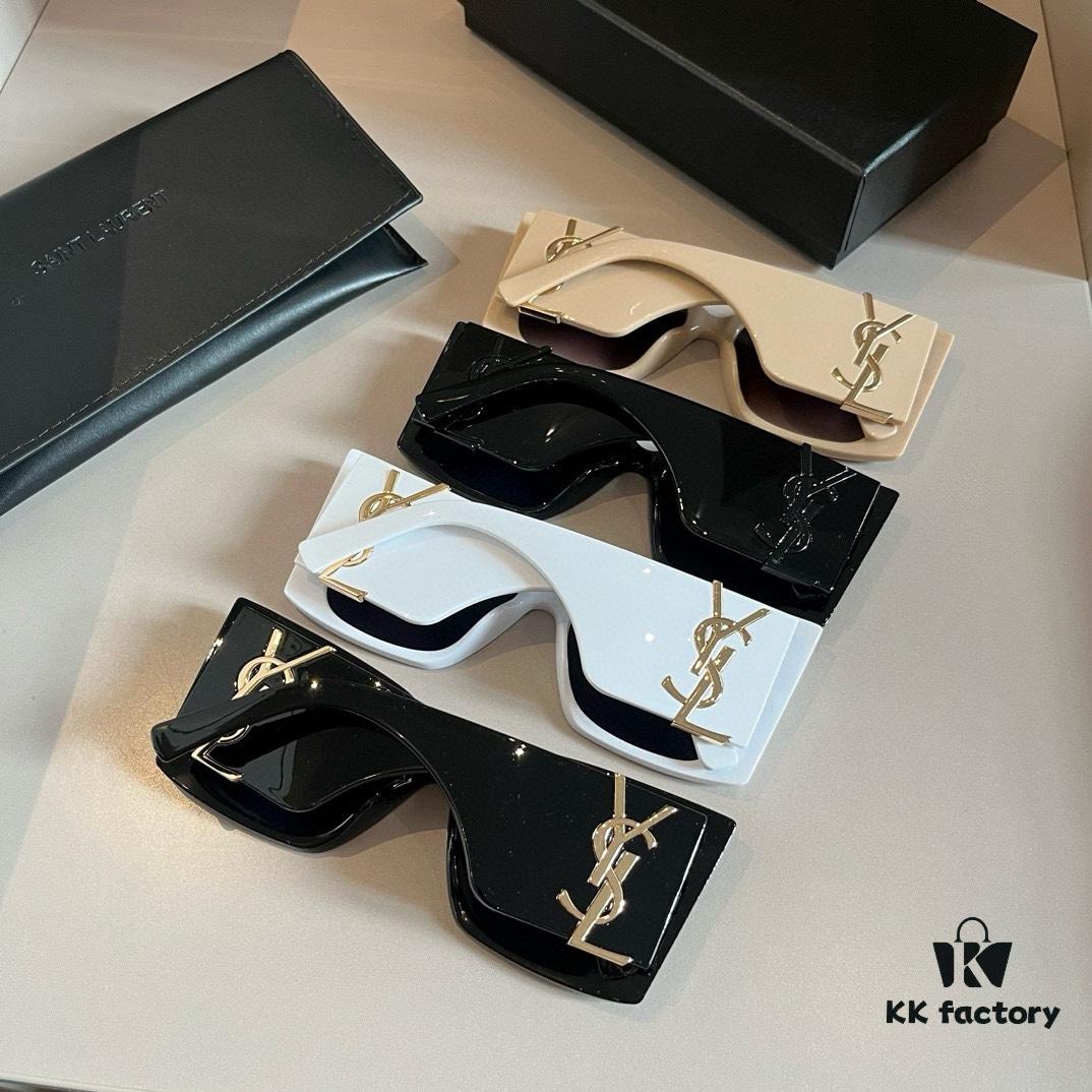 YSL Saint Laurent Sunglasses, absolutely in love, the aura when worn is perfectly on point, greatly slimming the face, large frame yet surprisingly lightweight, with just the right curvature on the temples for a comfortable, feather-light fit!