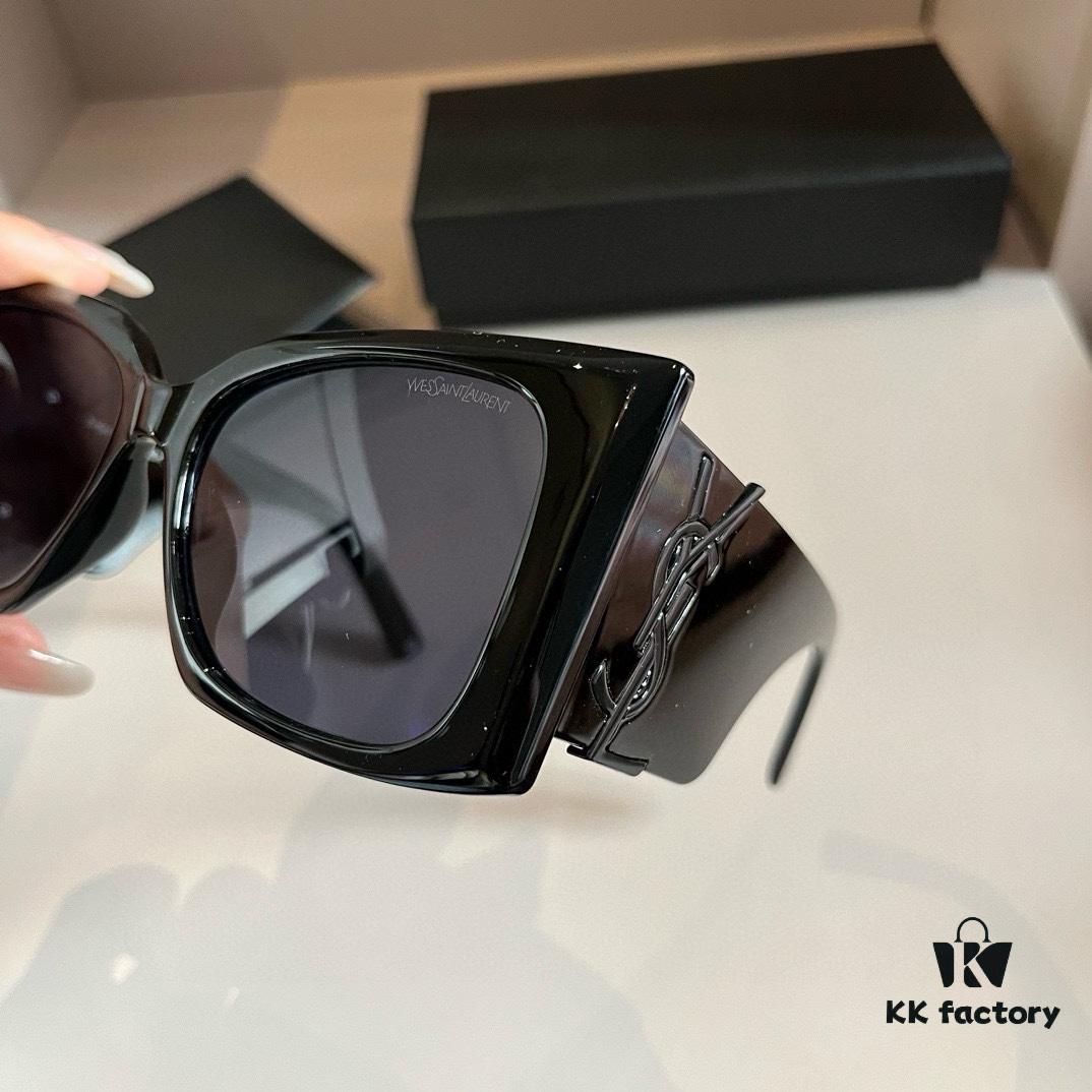 YSL Saint Laurent Sunglasses, absolutely in love, the aura when worn is perfectly on point, incredibly slimming for the face, large frame yet surprisingly lightweight, with just the right temple curvature for a comfortable, feather-light fit!