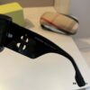 Burberry Sunglasses, absolutely in love, instantly elevating the aura, remarkably slimming the face, large-frame yet lightweight, with perfectly curved temples for a comfortable, feather-light fit!
