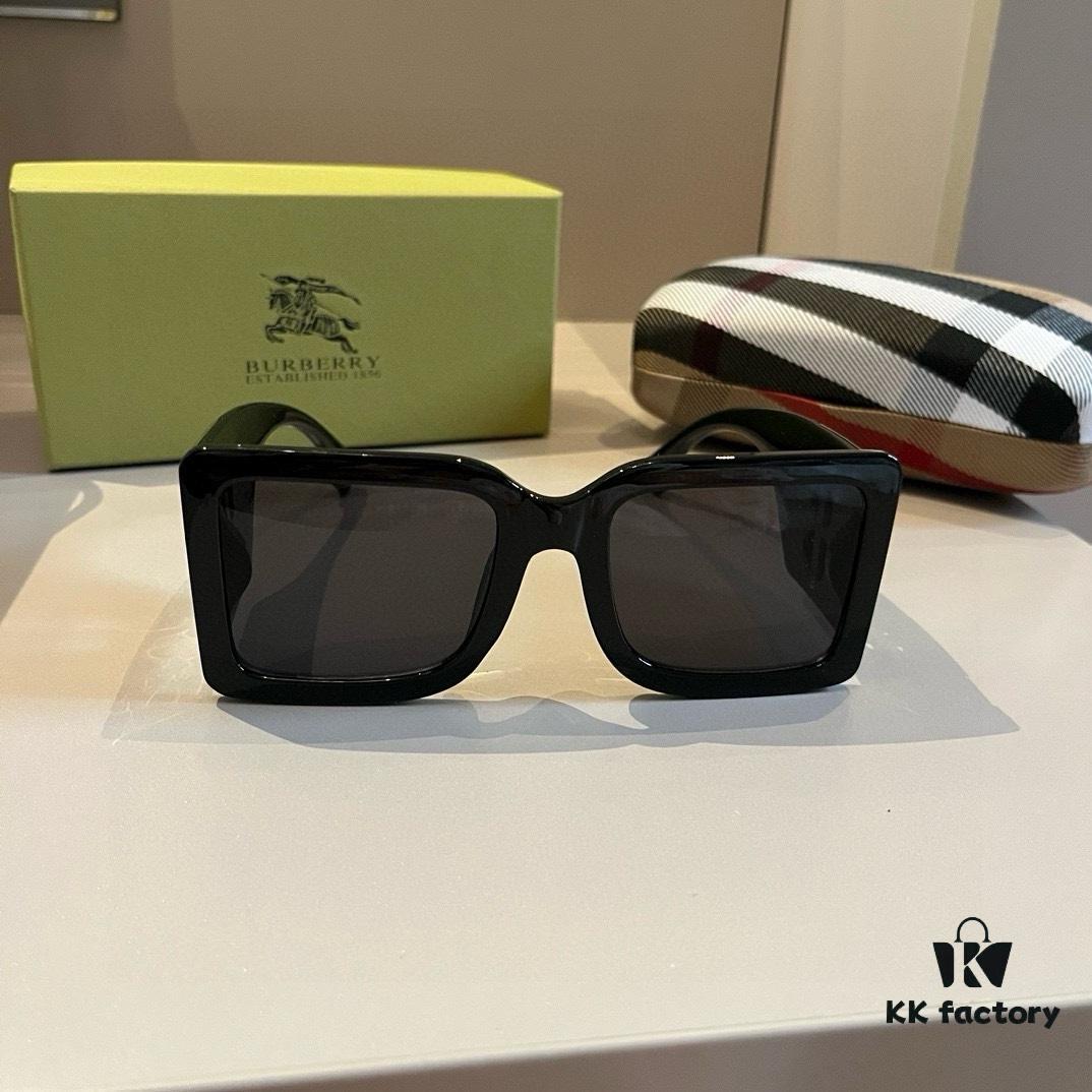 Burberry Sunglasses, absolutely in love, the presence is perfectly captured once worn, makes the face appear exceptionally slim, large-frame yet lightweight, with perfectly curved temples for a comfortable, feather-light fit!
