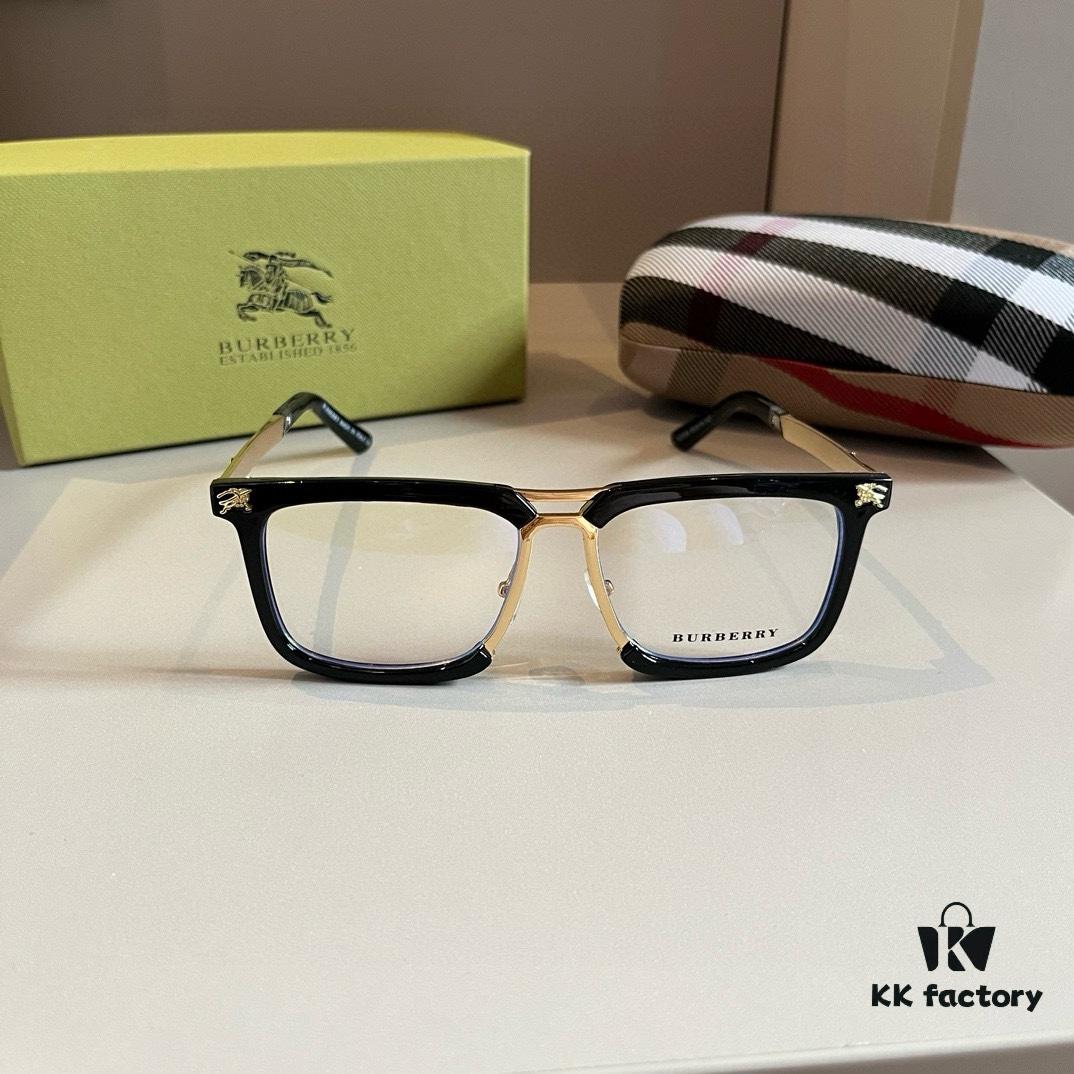 Burberry Sunglasses, absolutely in love, the aura is perfectly on point when worn, makes the face look incredibly slim, large frame yet surprisingly lightweight, temples designed at just the right angle for a comfortable, feather-light fit!