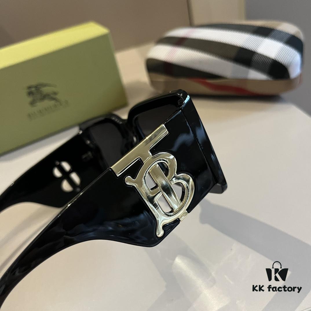 Burberry Sunglasses, absolutely in love, the aura when worn is perfectly on point, greatly flattering to the face, large-frame design yet lightweight, with just-right temple curvature for a comfortable, feather-light fit!