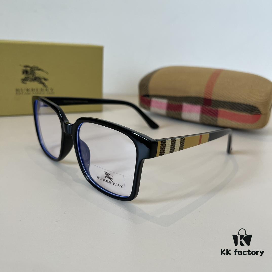 Optical Glasses, Natural Look Essential