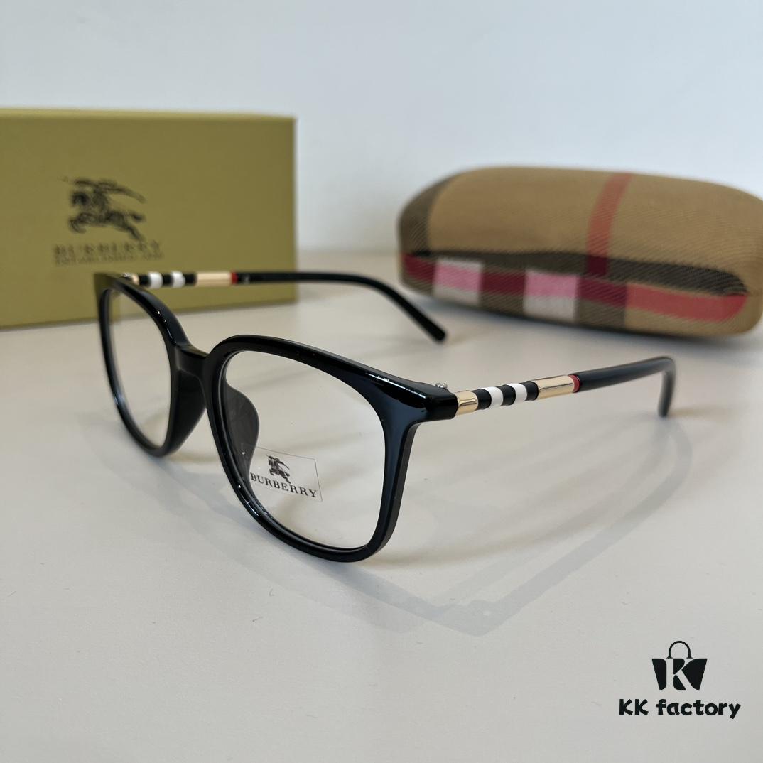 Optical Glasses, Natural Look Essential