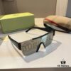 Burberry Letter Print Sunglasses BE4291 Unisex Hip-Hop Style One-Piece UV Protection Shades