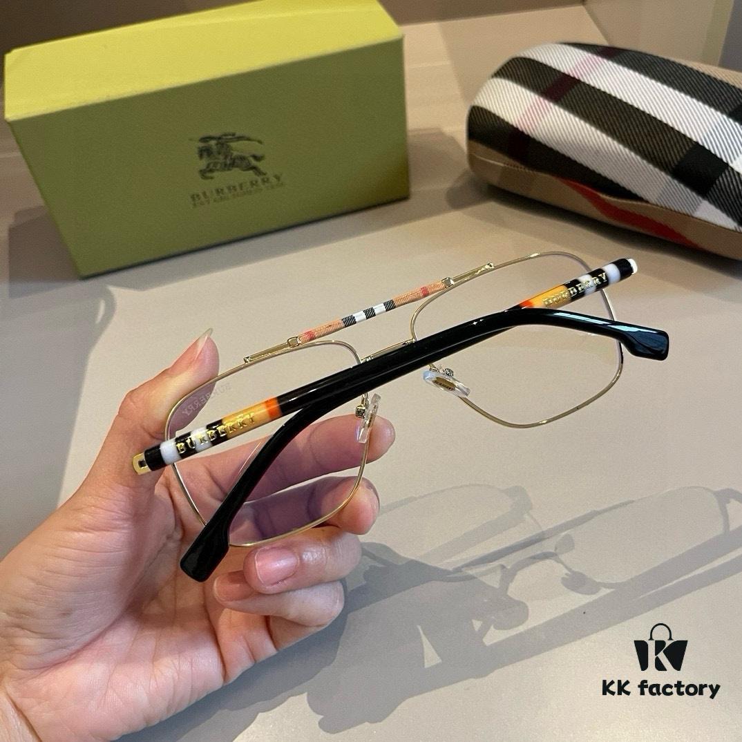 Burberry New One-Piece Pilot Sunglasses, Must-Have Travel Accessory, Celebrity-Favorite Unisex Sun Glasses