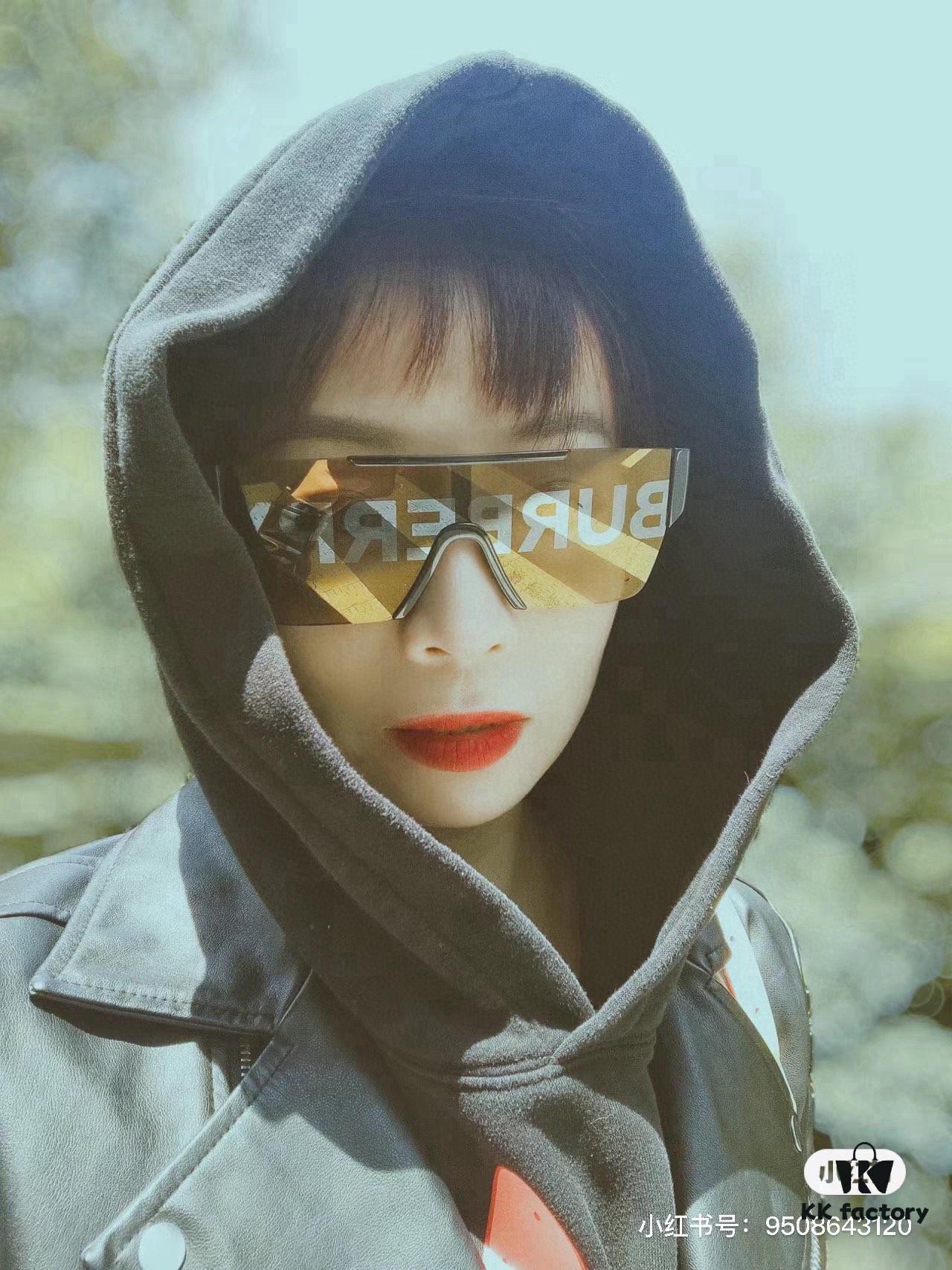 Burberry Letter Print Sunglasses BE4291 Unisex Fashion Streetwear Shades