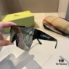 Burberry Letter Print Sunglasses Unisex BE4291 Stylish Travel Essential One-Piece UV Protection Shades with Case
