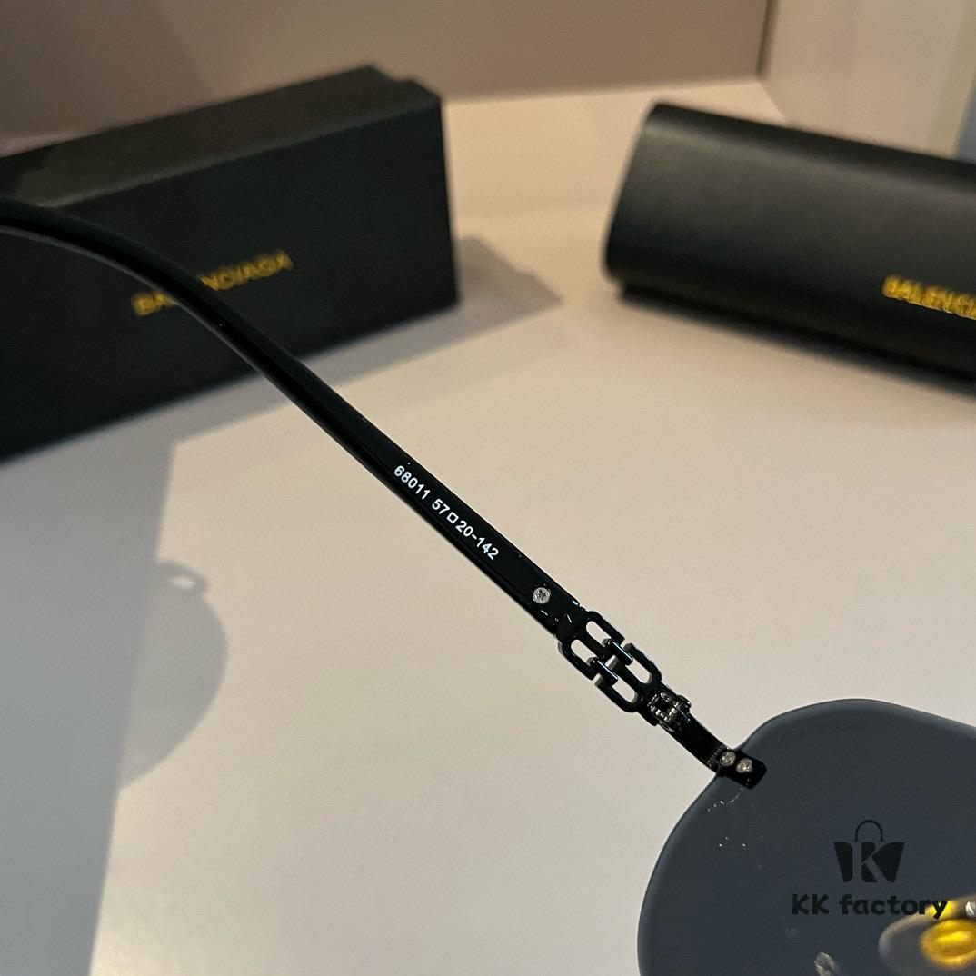 Balenciaga Black and Gold Sunglasses with Double B Logo - Vintage Square Frame, Lightweight Design