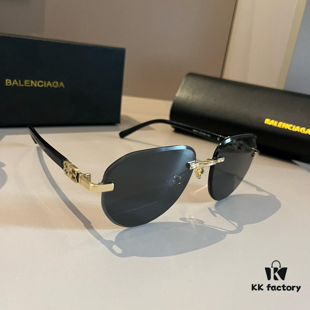 Balenciaga Paris Fashion Sunglasses - The Same Pair Worn by Celebrities and Influencers