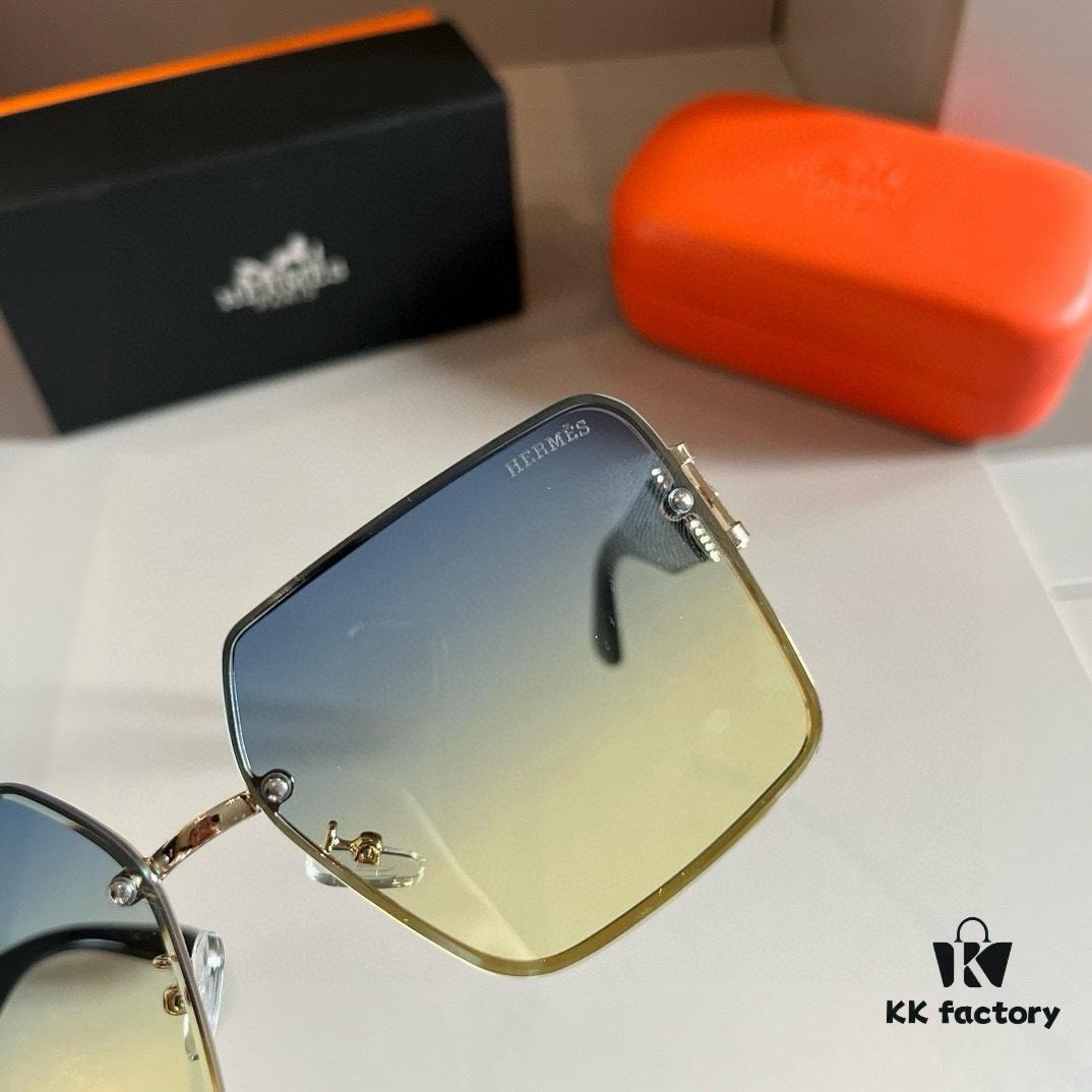 Hermès Women's Oversized 3D Frame Sunglasses, Heavyweight New Arrival, Retro and Elegant