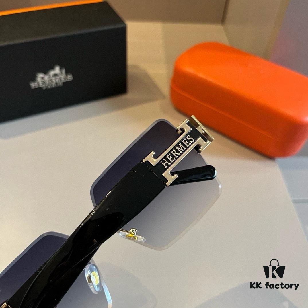 Hermes Women's New Heavyweight Sun Glasses with Large Frame, 3D Design to Flatter Facial Features, Retro and Stylish