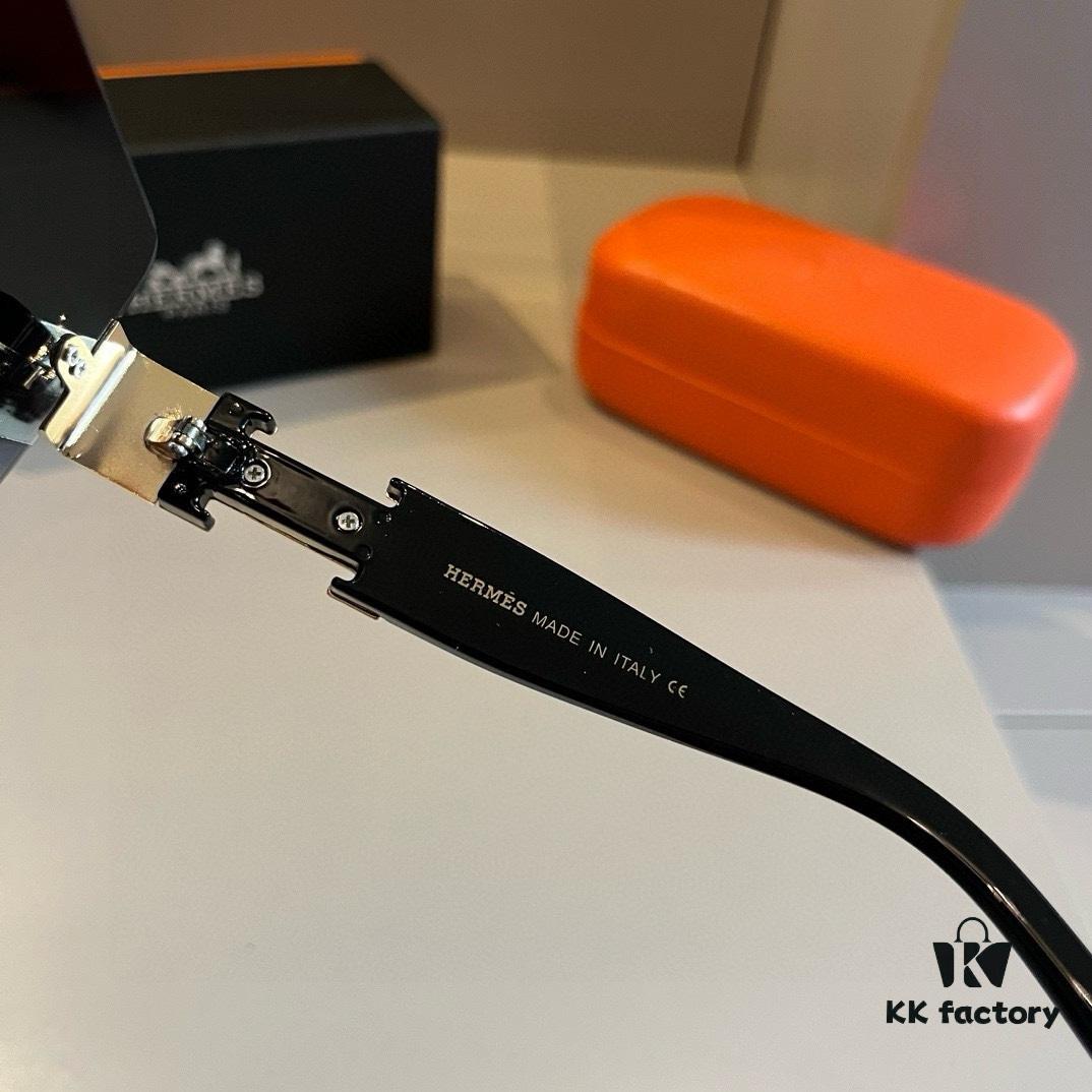 Hermes Women's New Heavyweight Sun Glasses with Large Frame, 3D Design to Flatter Facial Features, Retro and Stylish