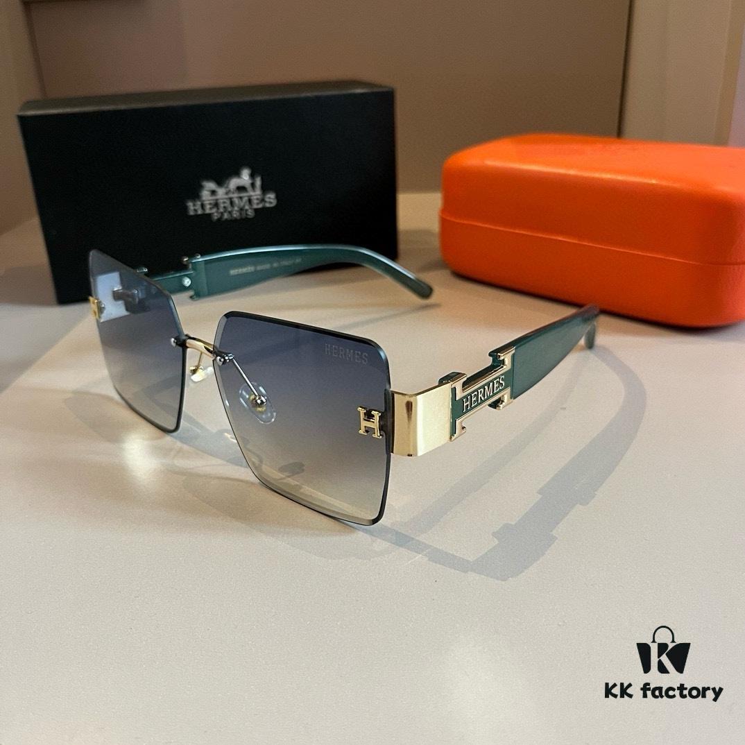 Hermès Women's New Heavyweight Sunglasses with Oversized 3D Frame for Flattering Facial Contour