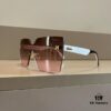 HERMES Hermès New Heavyweight Women's Sunglasses with Large Frame and 3D Design for Face Contour Enhancement