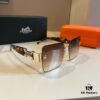 HERMES Hermès New Heavyweight Women's Sunglasses, Large Frame with 3D Design to Flatter Facial Features, Retro and Elegant Style