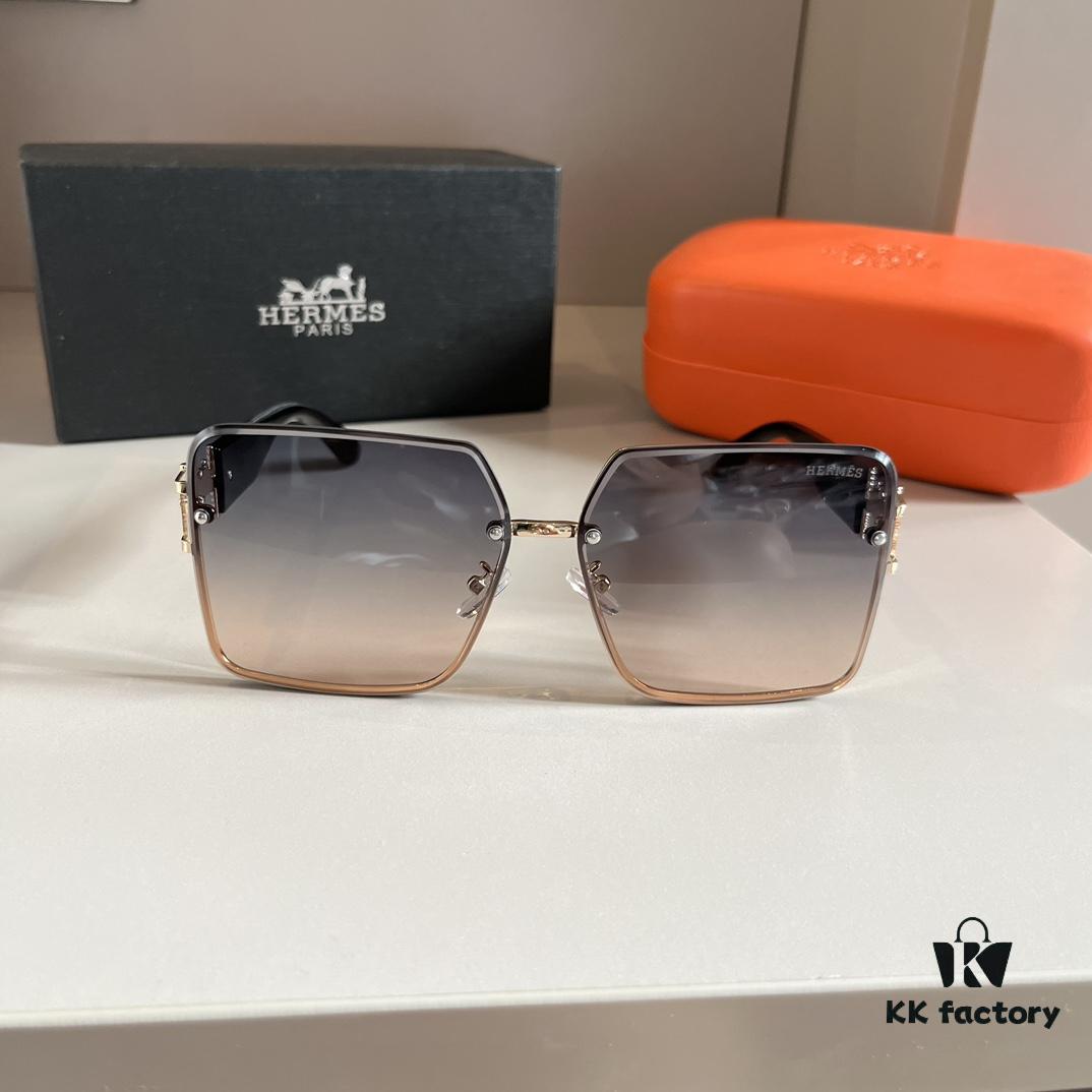 HERMES Hermès Heavyweight New Arrival Women's Sunglasses, Large Frame with 3D Design to Flatter Facial Features, Retro and Elegant Style