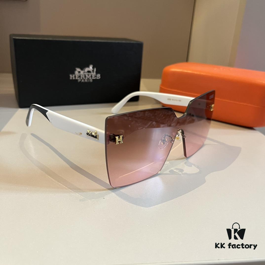 Hermès Women's Oversized 3D Frame Sunglasses, Heavyweight New Arrival, Retro and Elegant