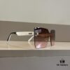 Hermès Women's Oversized 3D Frame Sunglasses, Heavyweight New Arrival, Retro and Elegant