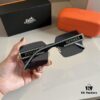 Hermès Women's New Heavyweight Sunglasses with Oversized 3D Frame for Flattering Facial Contour