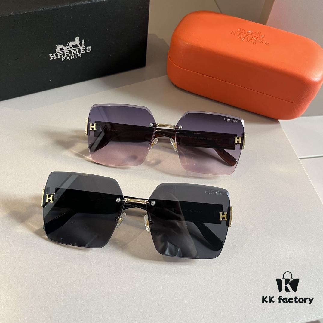 Hermès Women's New Heavyweight Sunglasses with Oversized 3D Frame for Flattering Facial Contour