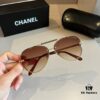 Chanel Sunglasses, absolutely in love, the moment you put them on your face the aura is perfectly on point, greatly slimming the appearance of the face; large-frame design yet surprisingly lightweight. The temple curvature is just right, offering a light and comfortable wearing experience!