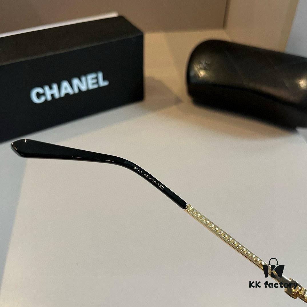 Chanel Sunglasses, absolutely in love, instantly elevate your presence, remarkably slimming on the face, large-frame design that's surprisingly lightweight, perfectly curved temples for a comfortable, feather-light fit!